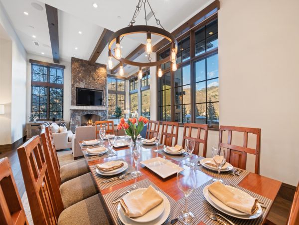 Ultra Modern 5 Bedroom Vail Home Sleeps 10 Great Location