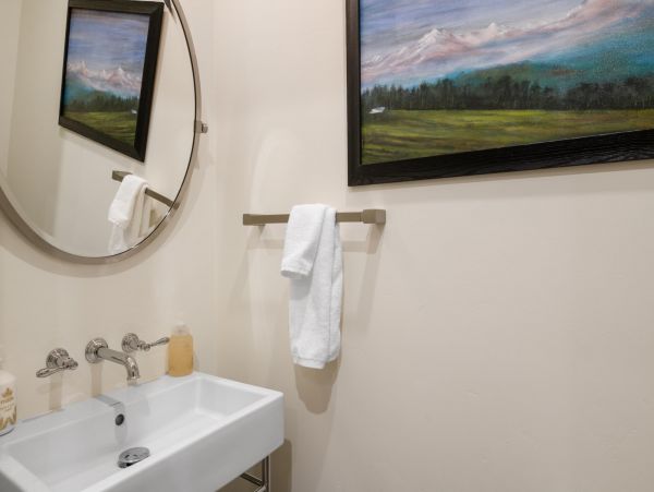 Ultra Modern 5 Bedroom Vail Home Sleeps 10 Great Location