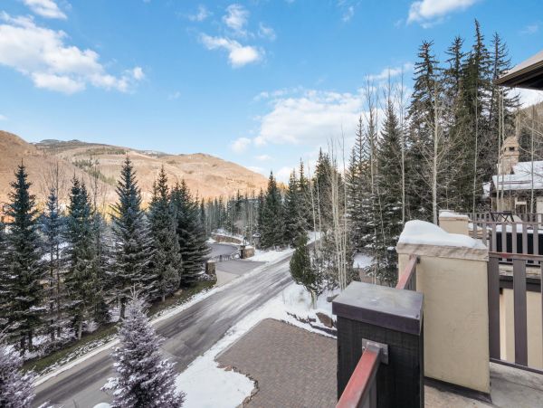 Ultra Modern 5 Bedroom Vail Home Sleeps 10 Great Location