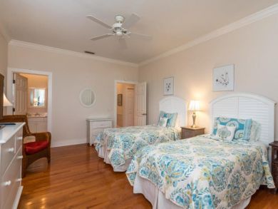 Luxury Anna Maria Island 3 Bedroom  Beach Across Street