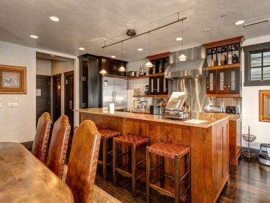 Park City Deer Valley Luxury Vacation Home with 5 Bedrooms Park City Deer Valley Luxury Vacation Home with 5 Bedrooms