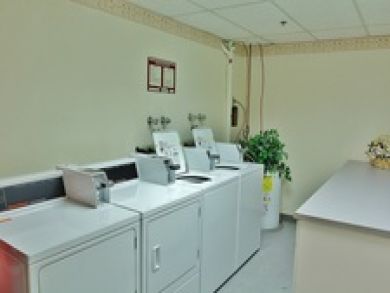 Communal laundry room Communal laundry room