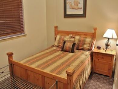 Bedroom 2 has queen bed Bedroom 2 has queen bed