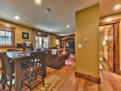Olde Town Five Bedroom Rental Luxury Olde Town Five Bedroom Rental Luxury