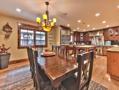 Olde Town Five Bedroom Rental Luxury Olde Town Five Bedroom Rental Luxury
