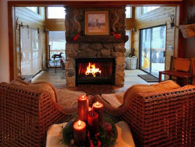 Sitting area with fireplace
