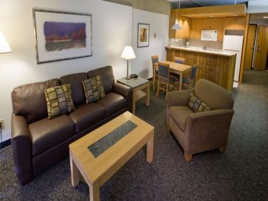 Snowbird Rental Hotel Room - Close to Lift