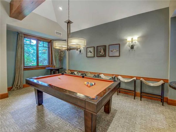 Luxury. Bachelors Gulch Ski in Ski Out Penthouse Sleeps 8