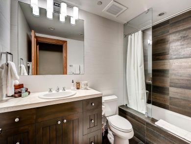 Avon Condo 884434