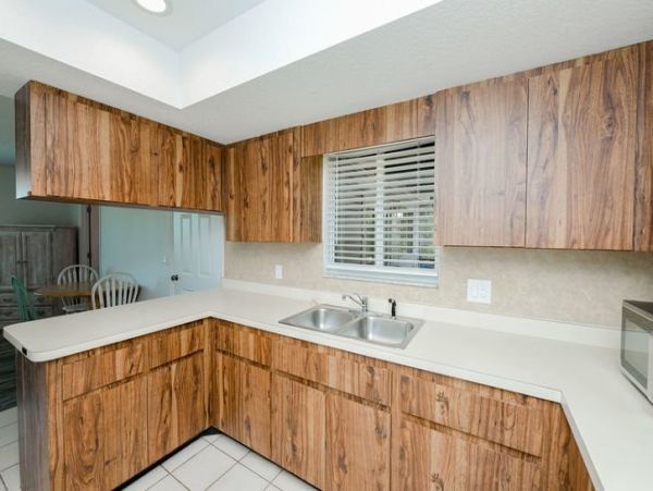 Holmes Beach Two Bedroom One Bathroom Vacation Condo