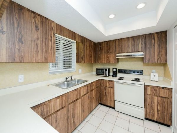 Holmes Beach Two Bedroom One Bathroom Vacation Condo