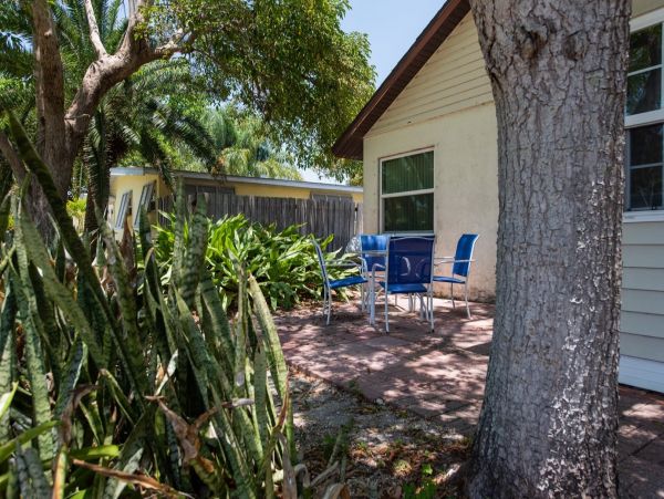 Charming Beach Cottage Vacation Rental Anna Maria Island