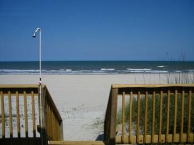 Fantastic beach and ocean views