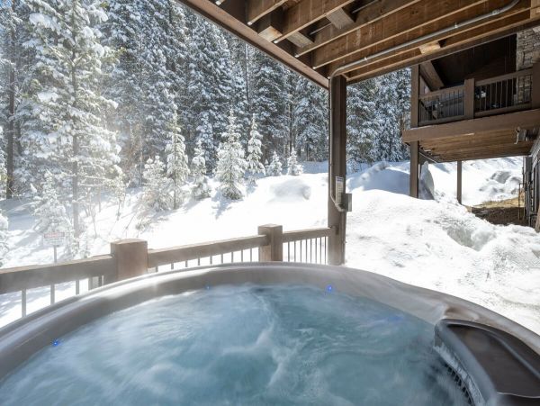 Winter Park Mountain Modern 4 Bedroom Rental Hot Tub & Views