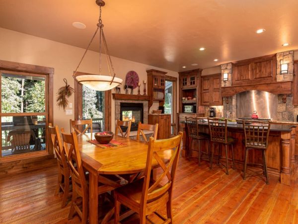 Winter Park Mountain Modern 4 Bedroom Rental Hot Tub & Views