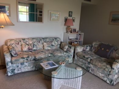 Anna Maria Walk to Beach Two Bedrooms Vacation Condo.