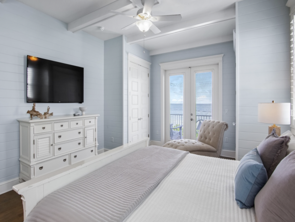 Anna Maria Main House & Guest House with Pool Bay Beach Across the Street