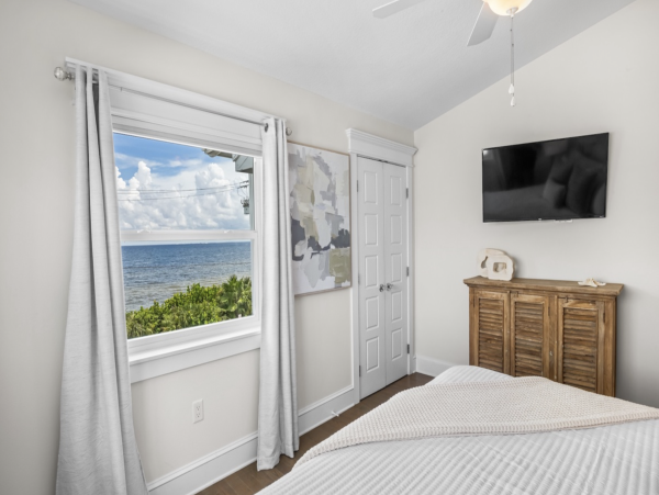 Anna Maria Main House & Guest House with Pool Bay Beach Across the Street