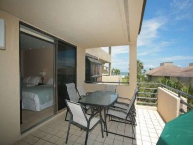 Ocean Front Condo - 3 Bedrooms -Sleeps 6