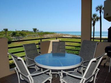 Three Bedroom Condo - Sleeps 8 - Ocean View