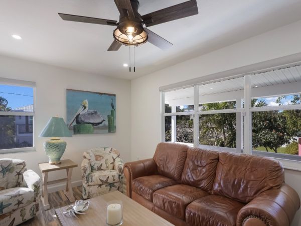 Anna Maria Island 4 Bedroom Cottage Just 5 Houses from Gulf!