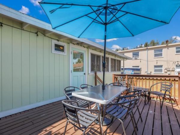 Anna Maria Island Three Bedroom Rental- Weekly