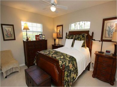 Bedroom 2 with Queen Bed