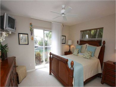 Bedroom 3 with Queen Bed