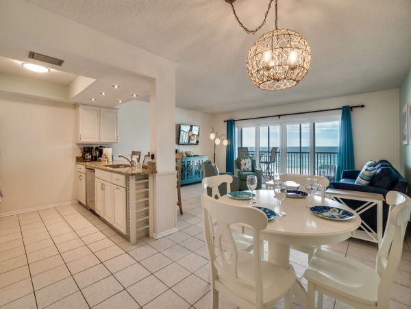 Beach it On Anna Maria Island Great Condo for Rent