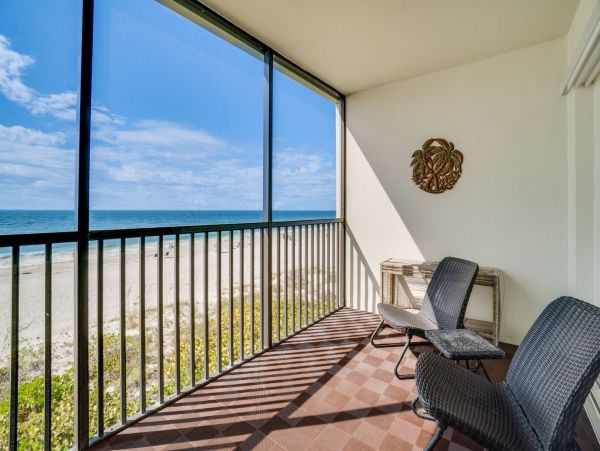 Beach it On Anna Maria Island Great Condo for Rent