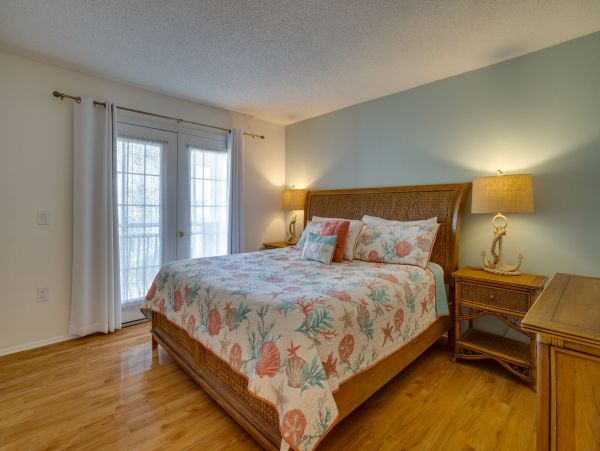 Beach it On Anna Maria Island Great Condo for Rent