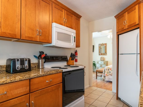 One Bedroom Rental in a fourplex in Holmes Beach