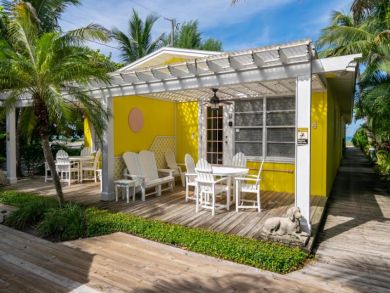 One Bedroom Holmes Beach Vacation  Rental