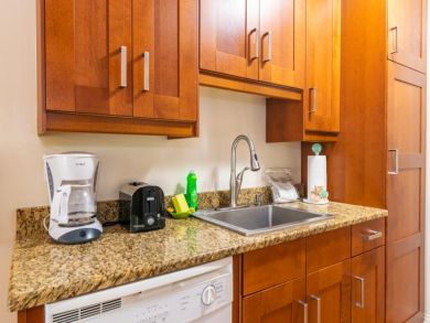 One Bedroom Holmes Beach Vacation  Rental
