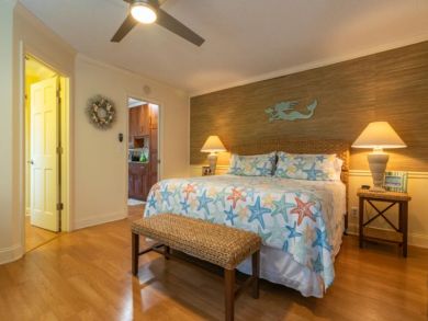 One Bedroom Holmes Beach Vacation  Rental