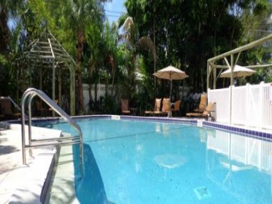 Community pool