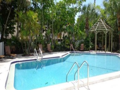 Gulf front rental condo with pool in Holmes Beach, Florida