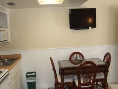 Dining area seats four