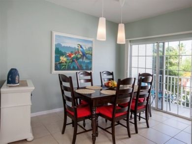 Dining room for six