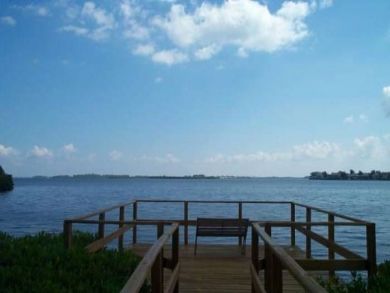 Fishing dock