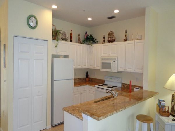 Three Bedroom Townhome Sleeps Six Guests in Anna Maria