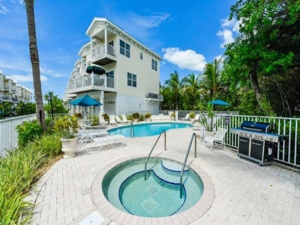 Three Bedroom Townhome Sleeps Six Guests in Anna Maria
