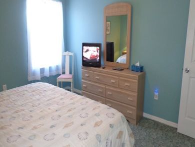 Charming Vacation Rental on Holmes Beach. Call Today. Charming Vacation Rental on Holmes Beach. Call Today.