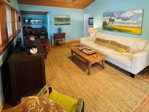 Longboat Key Vacation Rentals - Historic Beachfront Bungalow