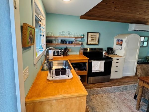 Longboat Key Vacation Rentals - Historic Beachfront Bungalow