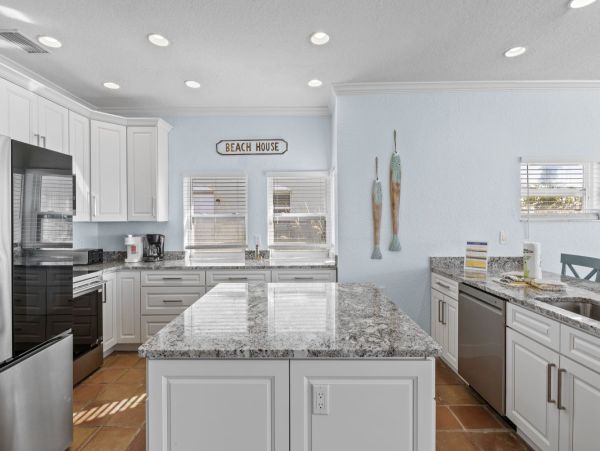 Four Bedroom Beach House Rental Anna Maria Island Pool & Spa