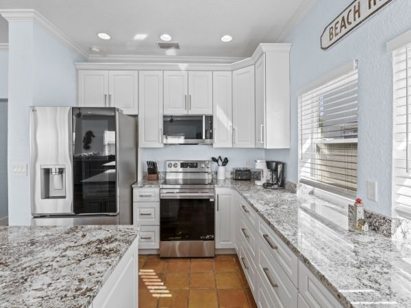 Four Bedroom Beach House Rental Anna Maria Island Pool & Spa