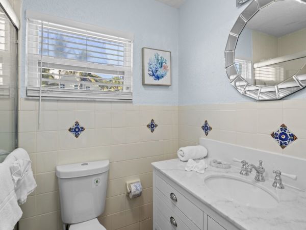 Four Bedroom Beach House Rental Anna Maria Island Pool & Spa