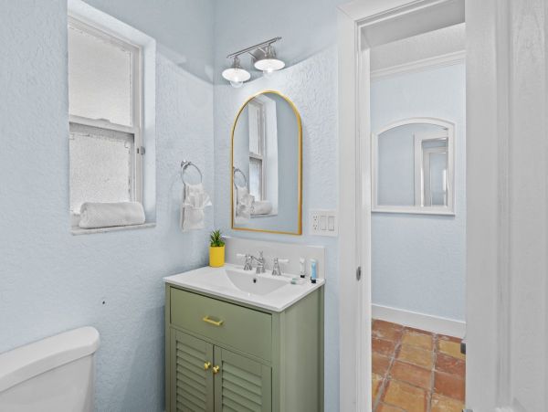 Four Bedroom Beach House Rental Anna Maria Island Pool & Spa