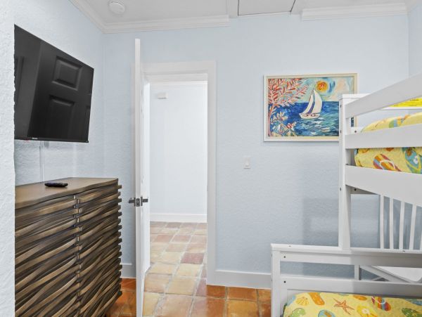 Four Bedroom Beach House Rental Anna Maria Island Pool & Spa